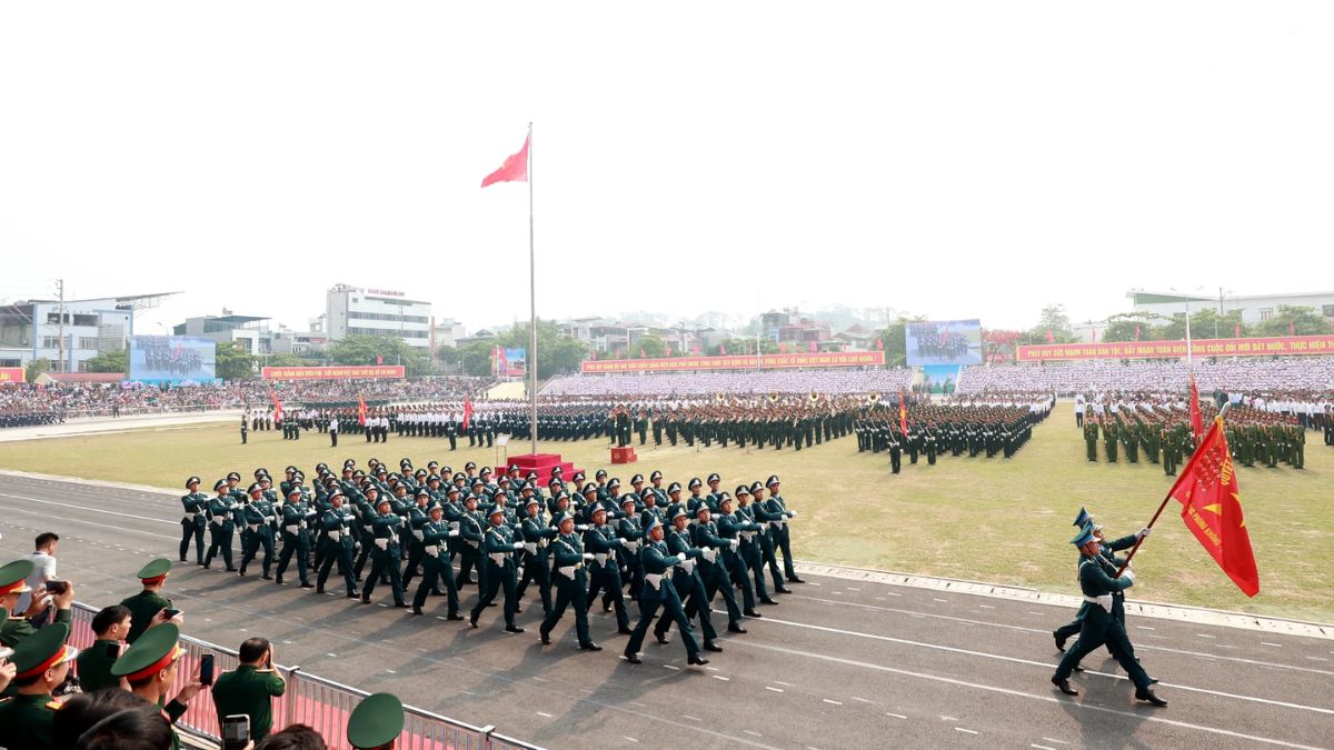 Hàng trăm nghìn thuê bao di động sẽ đổ về Điện Biên khiến các nhà mạng phải vào cuộc hỗ trợ